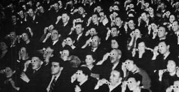 3d-movie-audience